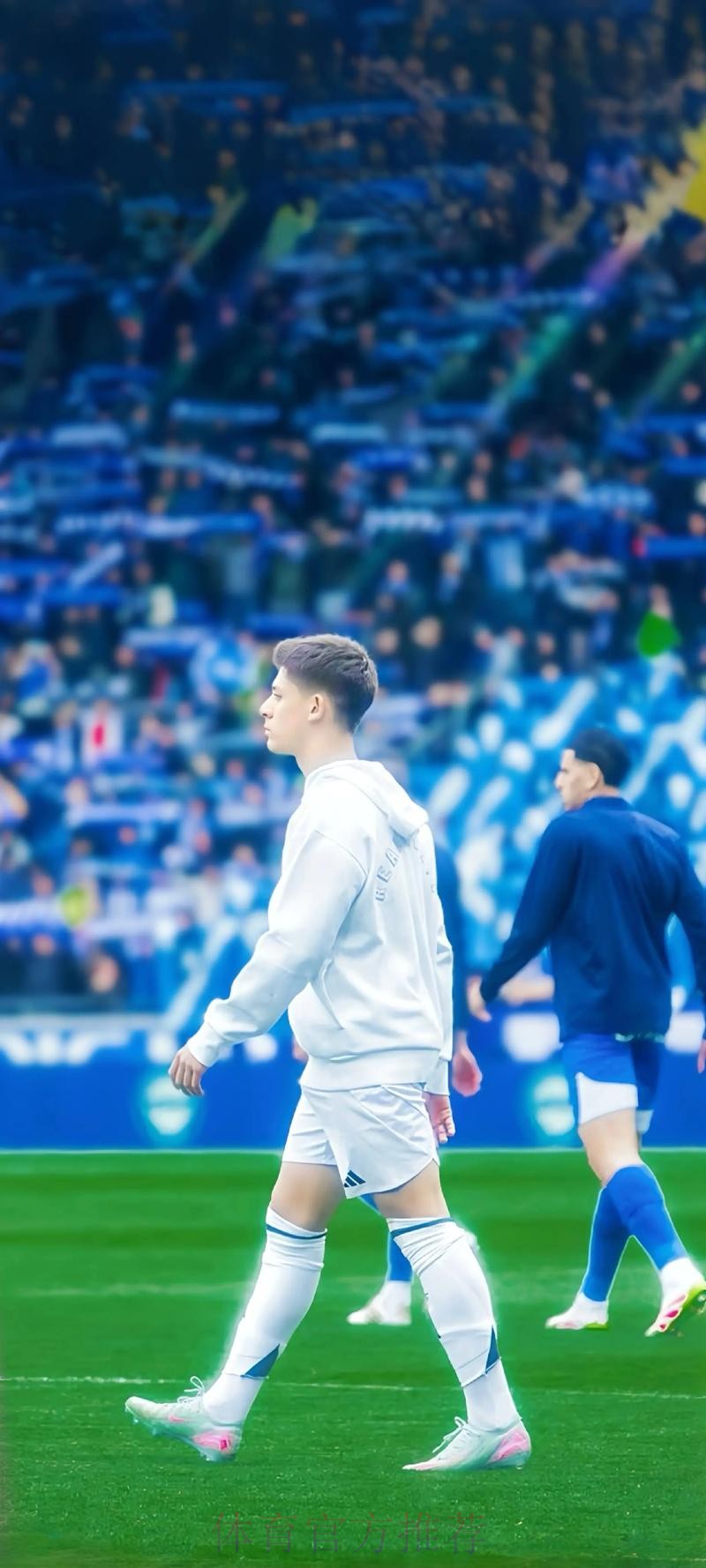 西甲-十人皇马1-1奥萨苏纳 姆巴佩破门贝林直红 西甲-十人皇马1-1奥萨苏纳 姆巴佩破门贝林直红